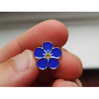 Forget me not pin badge